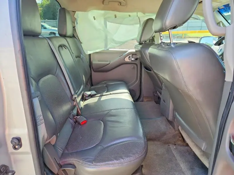 2012 NISSAN FRONTIER S  