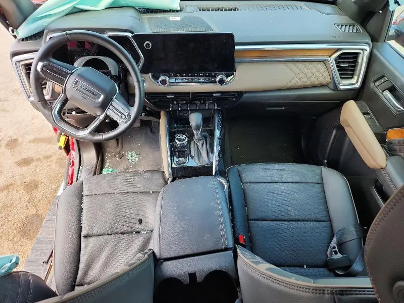 2024 GMC CANYON DENALI  