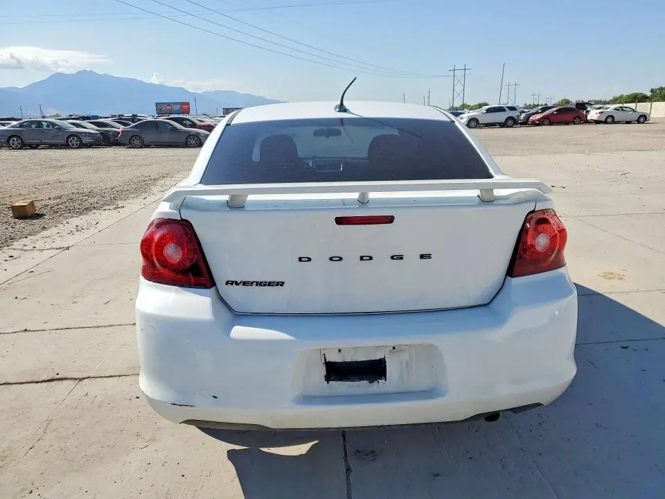 2012 DODGE AVENGER SE  