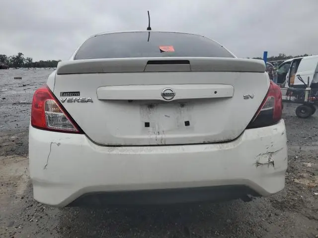 2019 NISSAN VERSA S  