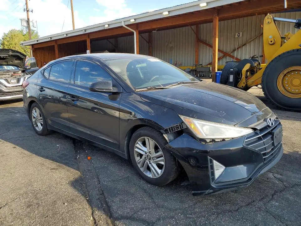 2019 HYUNDAI ELANTRA SEL  