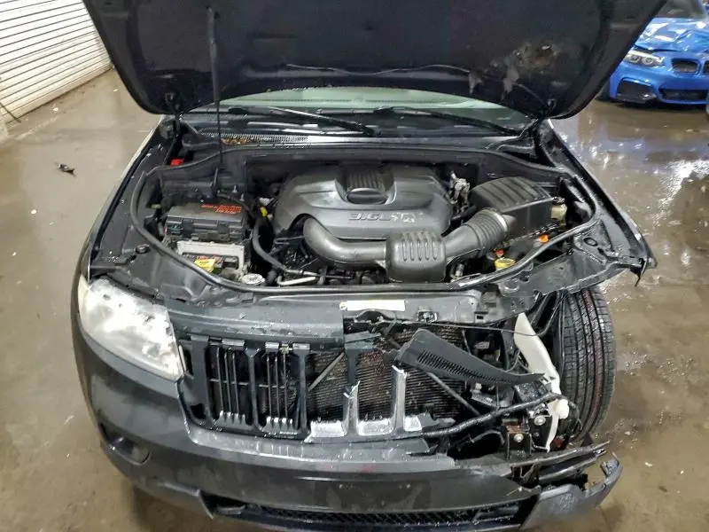 2011 JEEP GRAND CHEROKEE LAREDO  