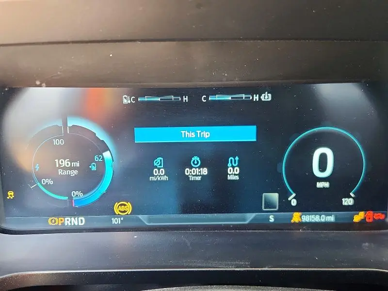2022 FORD F150 LIGHTNING PRO  