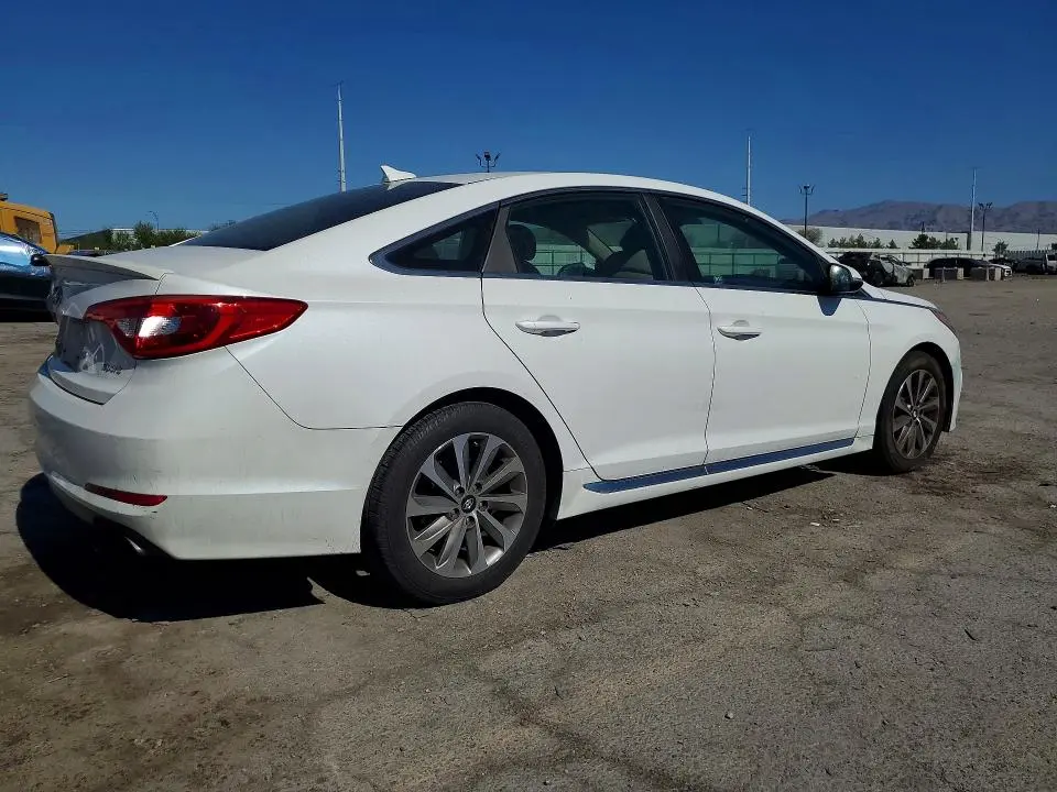 2015 HYUNDAI SONATA SPORT  