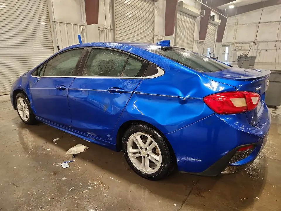 2017 CHEVROLET CRUZE LT  