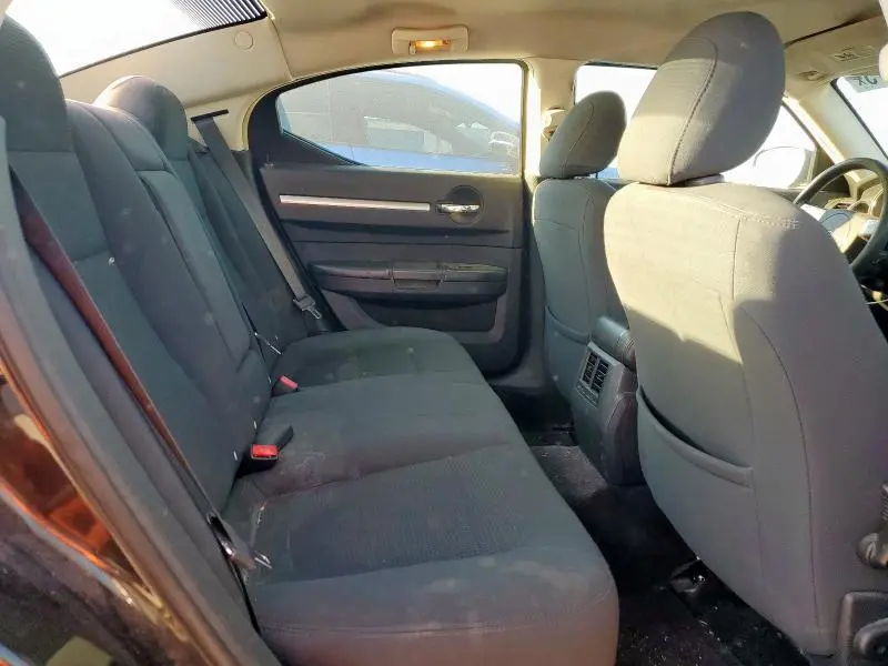 2010 DODGE CHARGER SXT  