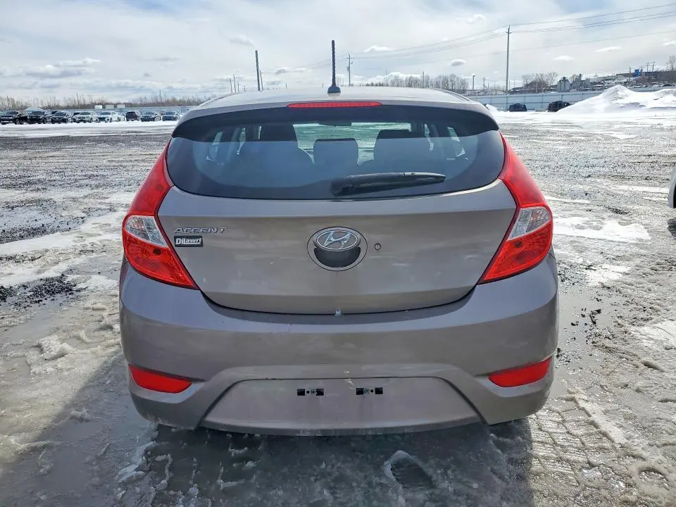 2013 HYUNDAI ACCENT GS  