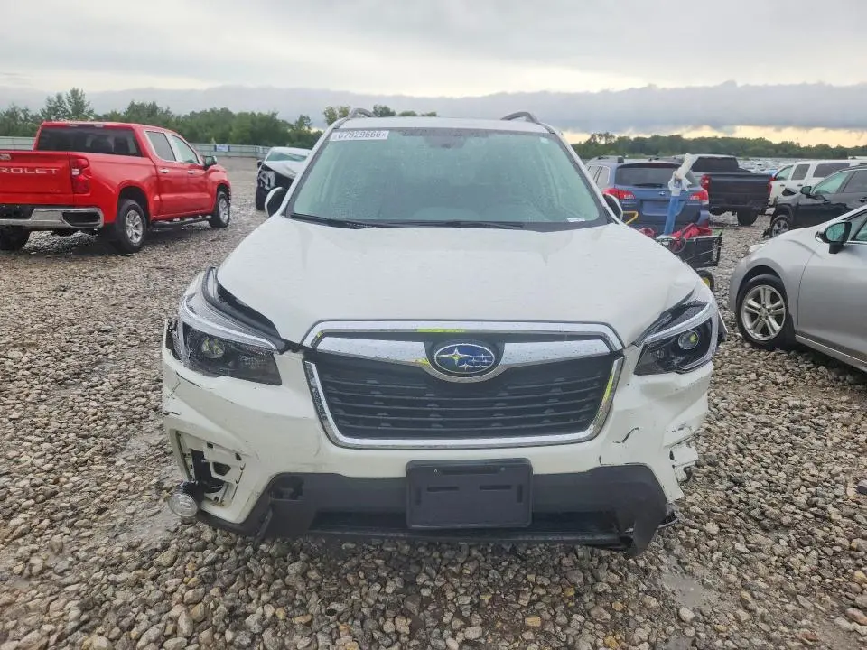2021 SUBARU FORESTER LIMITED  
