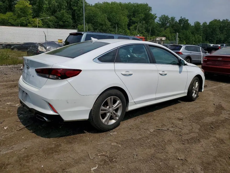 2018 HYUNDAI SONATA SE  