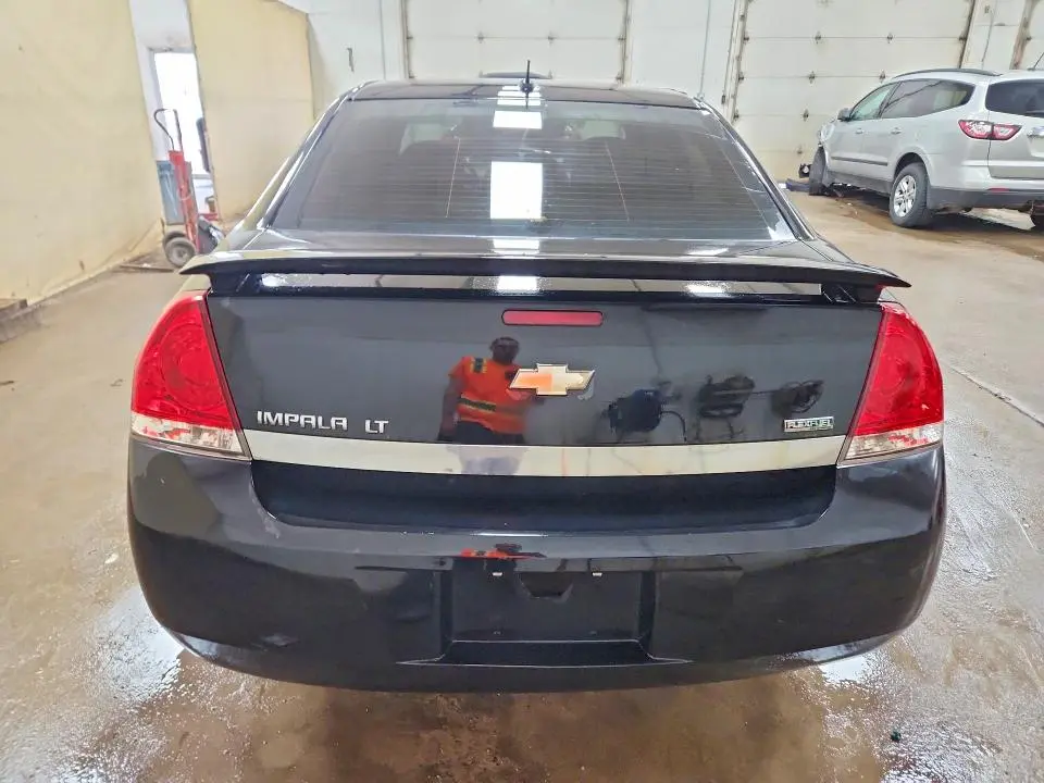 2011 CHEVROLET IMPALA LT  