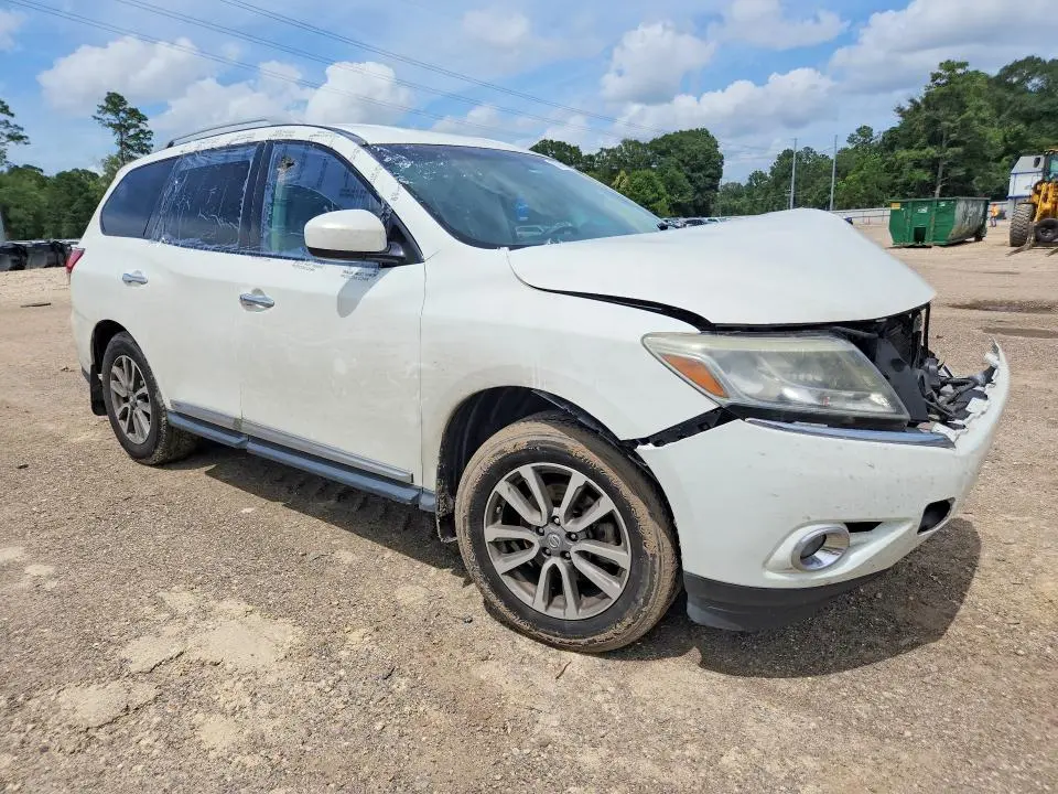 2015 NISSAN PATHFINDER SL  