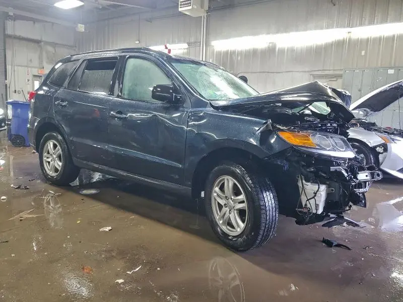 2012 HYUNDAI SANTA FE GLS  