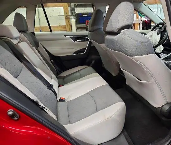 2023 TOYOTA RAV4 XLE  