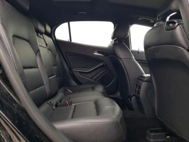 2016 MERCEDES-BENZ GLA 250  