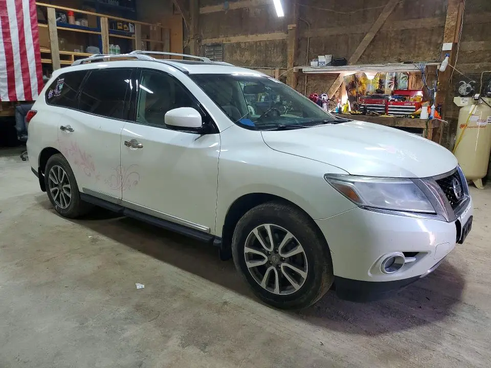 2016 NISSAN PATHFINDER S  