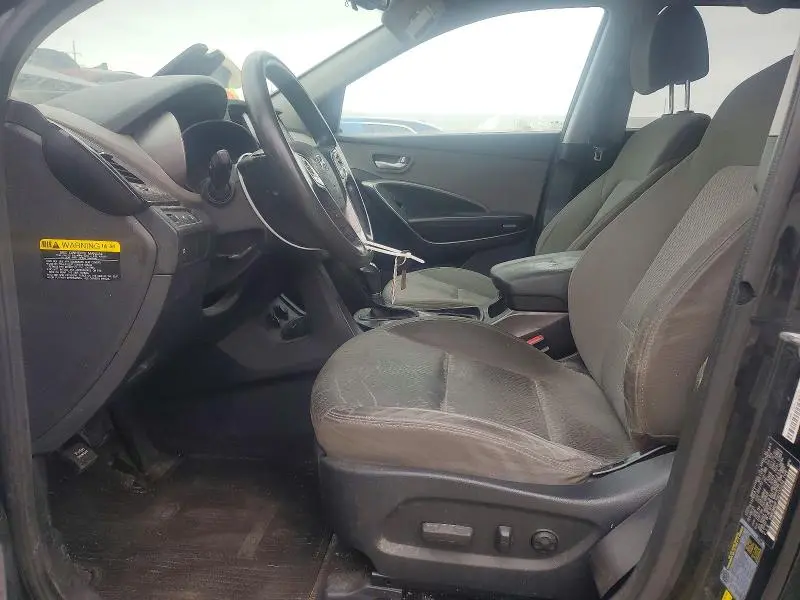 2016 HYUNDAI SANTA FE SE  
