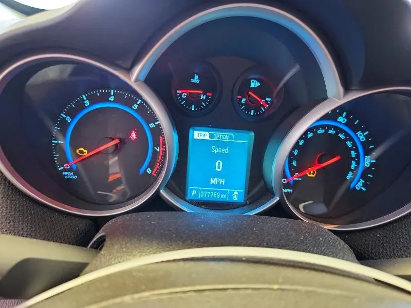 2015 CHEVROLET CRUZE LT  