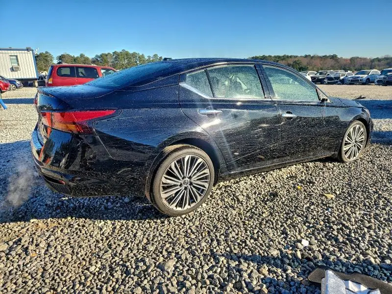 2023 NISSAN ALTIMA SL  