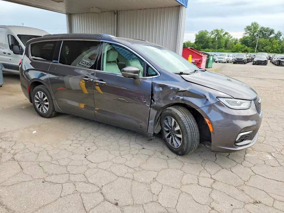 2021 CHRYSLER PACIFICA HYBRID TOURING L  
