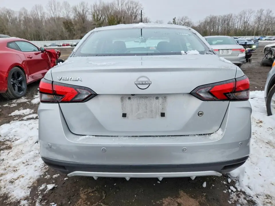 2023 NISSAN VERSA S  