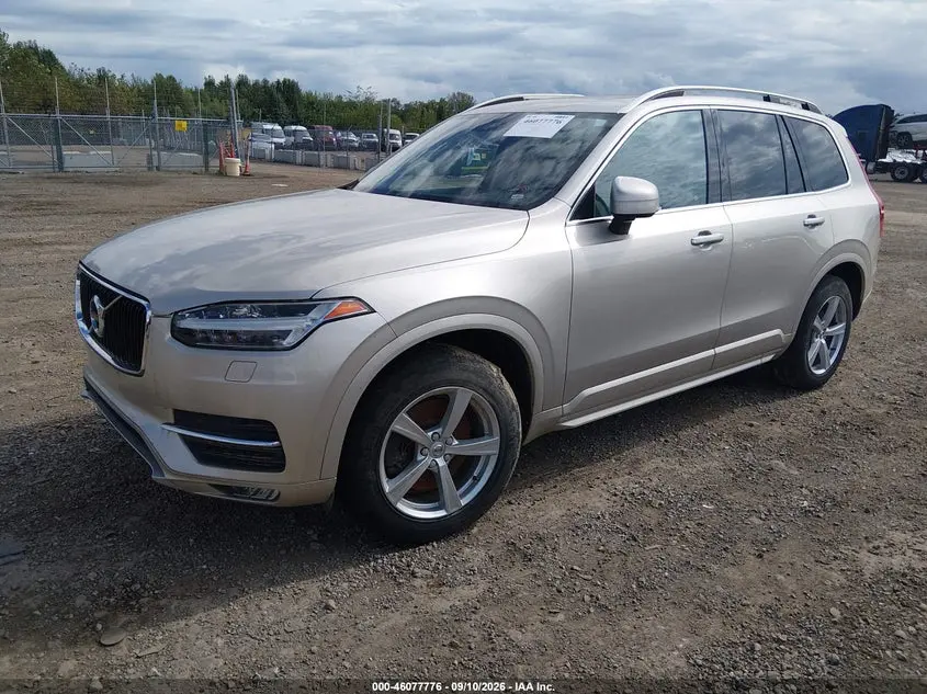2017 VOLVO XC90 T5 MOMENTUM