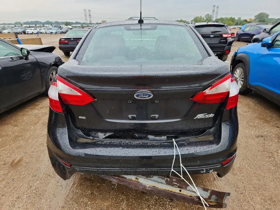 2015 FORD FIESTA SE  
