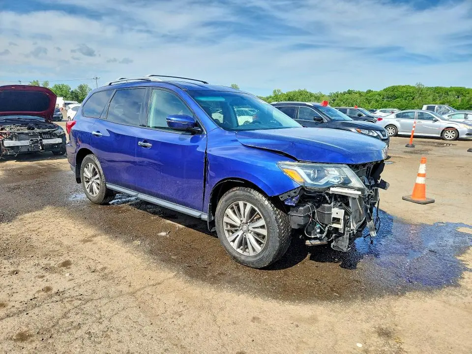 2017 NISSAN PATHFINDER S  