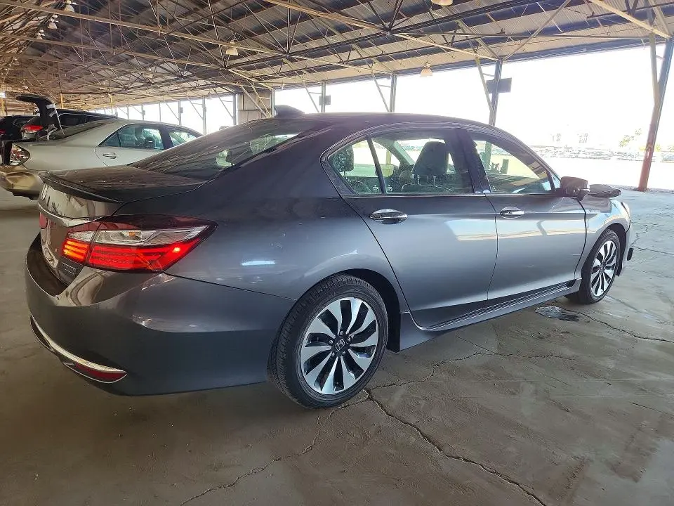 2017 HONDA ACCORD TOURING HYBRID  