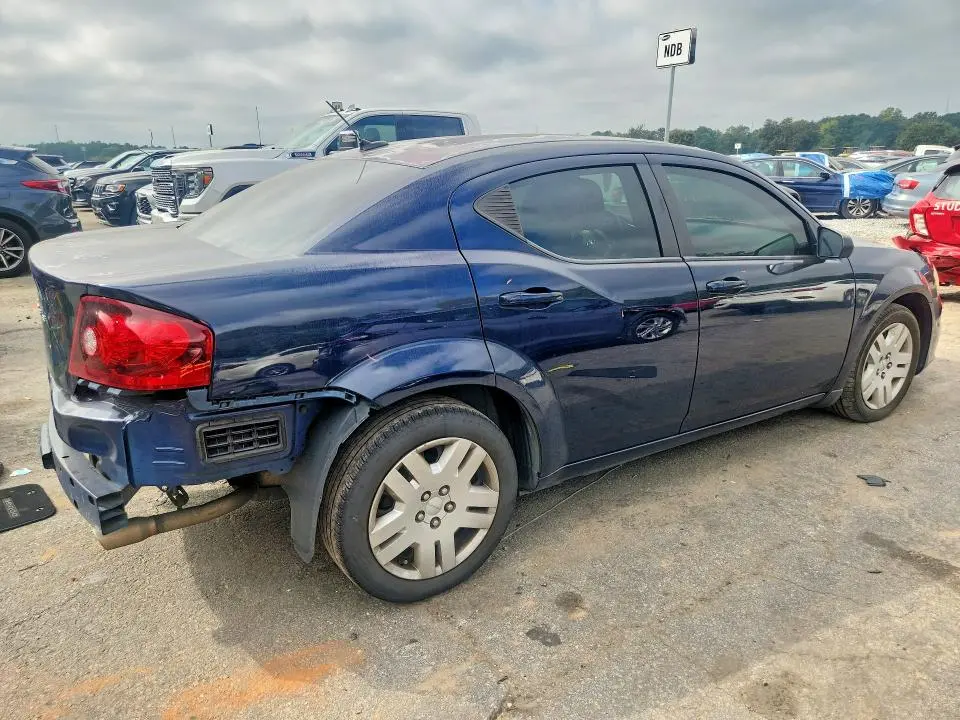 2013 DODGE AVENGER SE  