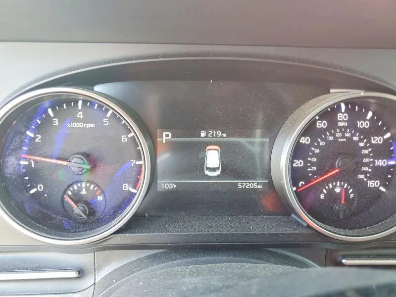 2023 KIA CARNIVAL LX  