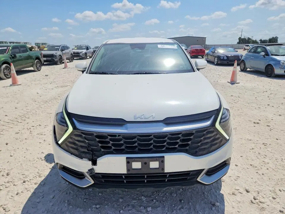2025 KIA SPORTAGE LX  