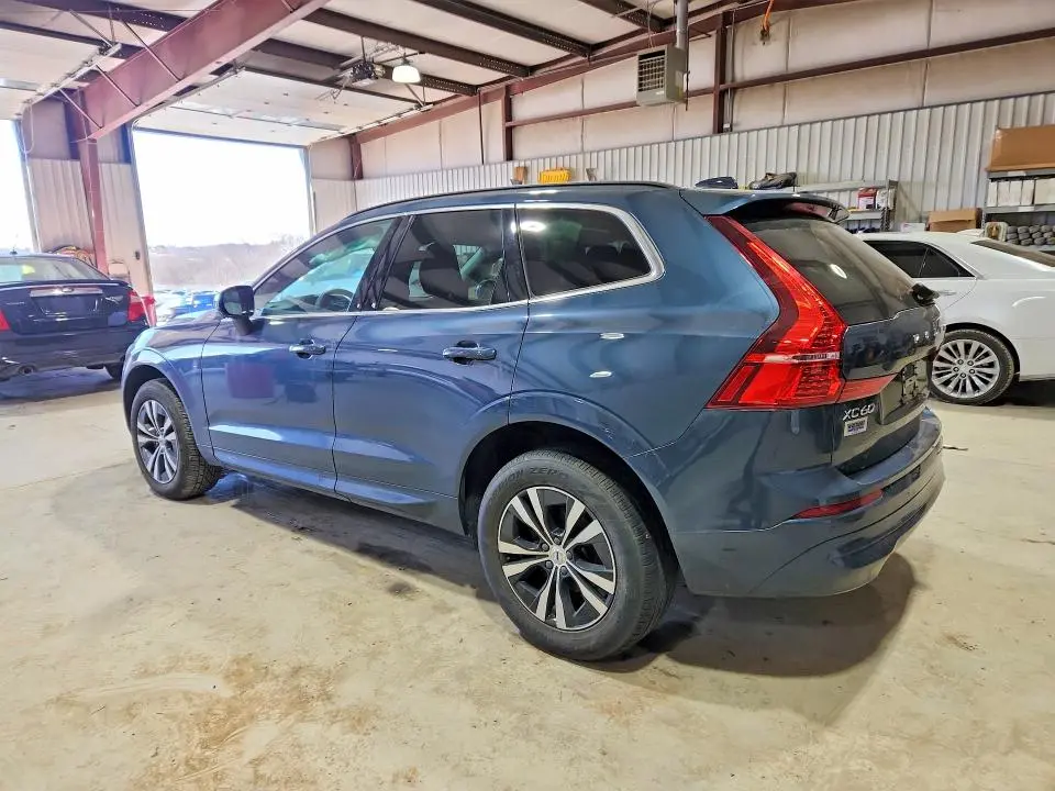 2023 VOLVO XC60 CORE  