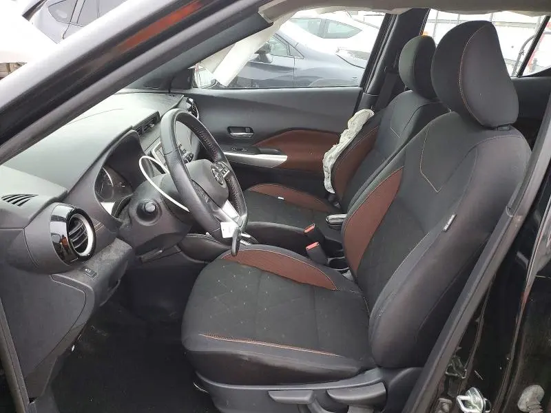 2019 NISSAN KICKS SR  