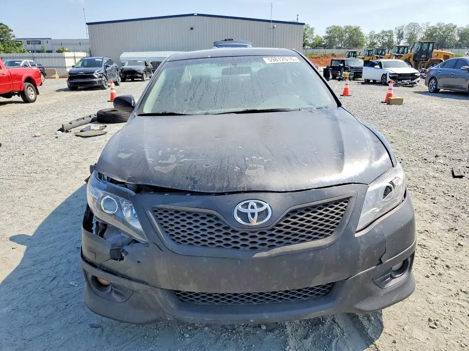 2010 TOYOTA CAMRY SE  