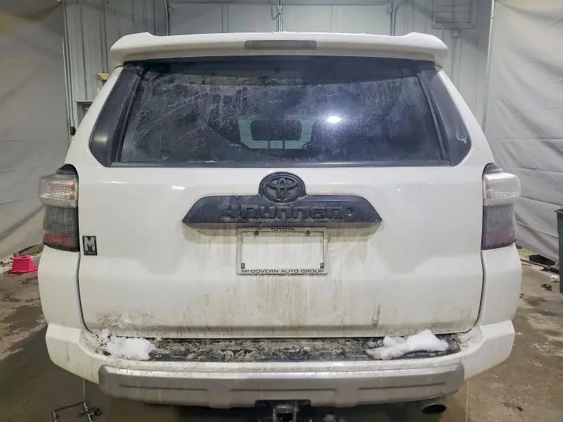 2018 TOYOTA 4RUNNER SR5/SR5 PREMIUM  