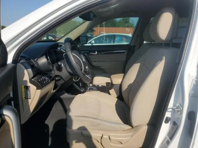2011 KIA SORENTO BASE  
