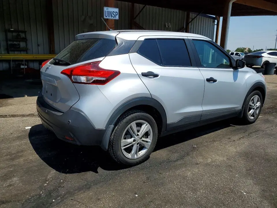 2020 NISSAN KICKS S  