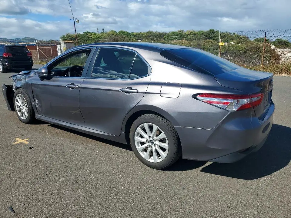 2020 TOYOTA CAMRY LE  