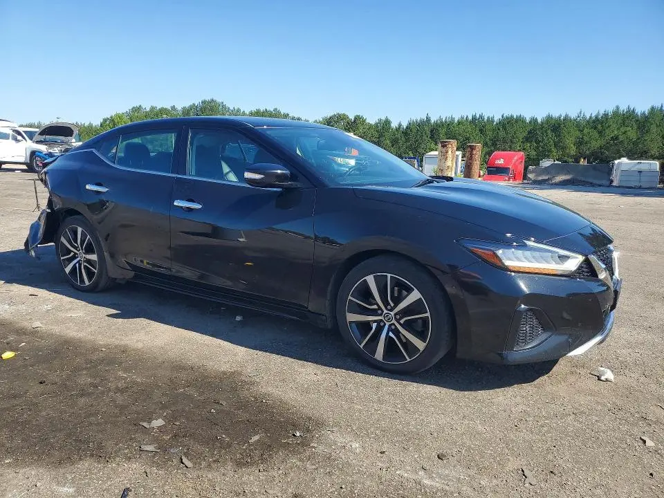 2021 NISSAN MAXIMA SV  