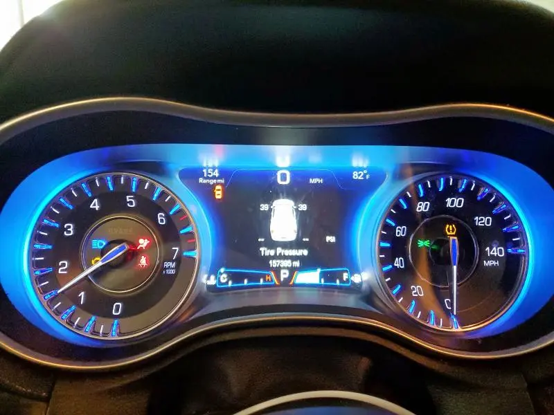 2016 CHRYSLER 300 LIMITED  