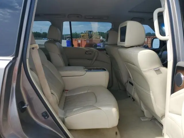 2014 INFINITI QX80   