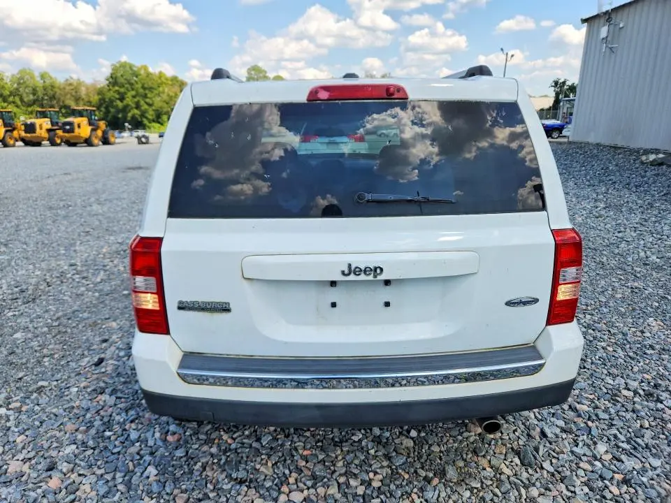 2016 JEEP PATRIOT LATITUDE  