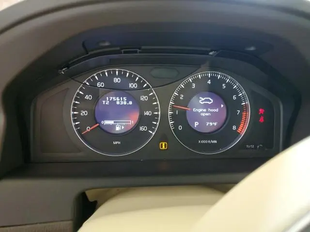 2011 VOLVO XC60 3.2  