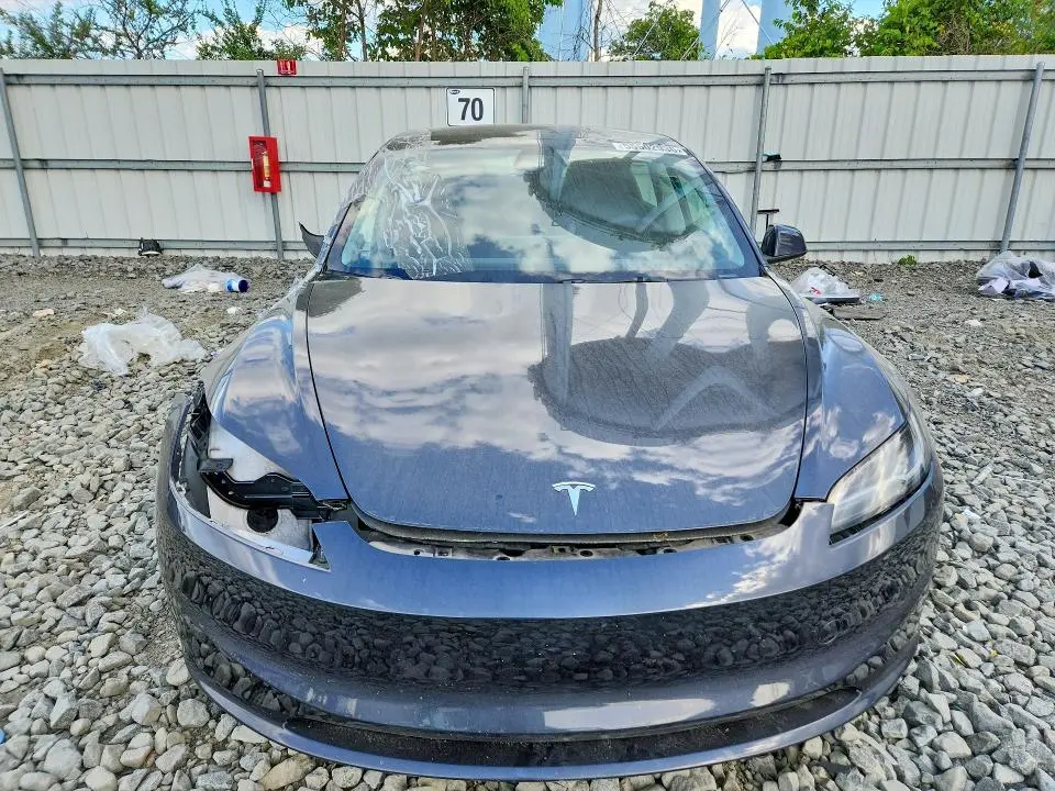 2025 TESLA MODEL 3   