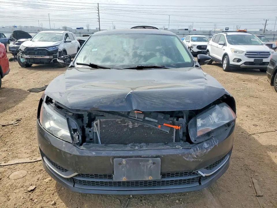 2012 VOLKSWAGEN PASSAT SE  