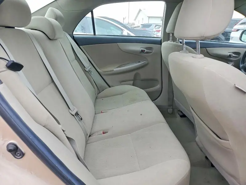 2012 TOYOTA COROLLA LE  