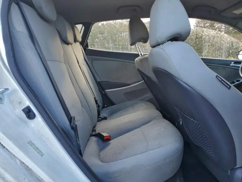 2014 HYUNDAI ACCENT GLS  