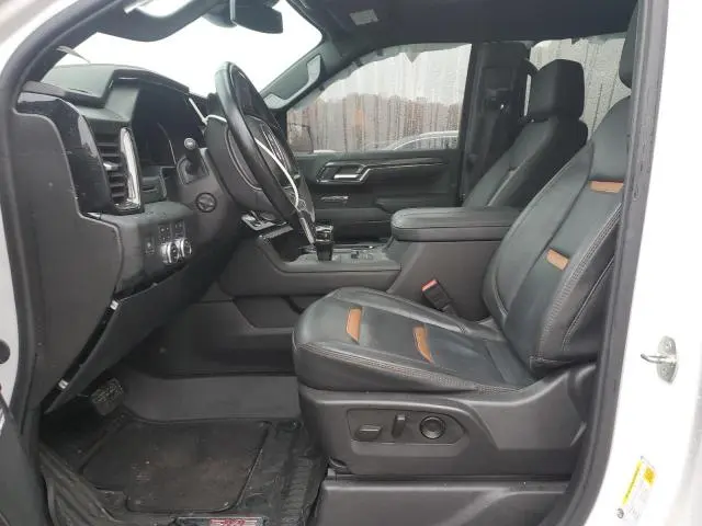 2024 GMC SIERRA K1500 AT4  