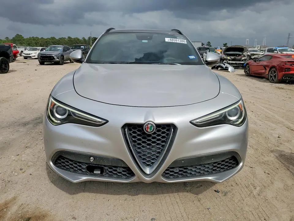 2018 ALFA ROMEO STELVIO TI SPORT  
