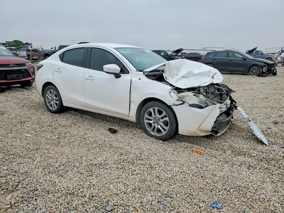 2017 TOYOTA YARIS IA BASE  